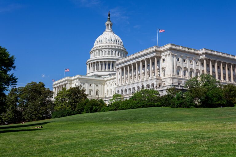 Tell Congress: We Need a National Data Center PAUSE!